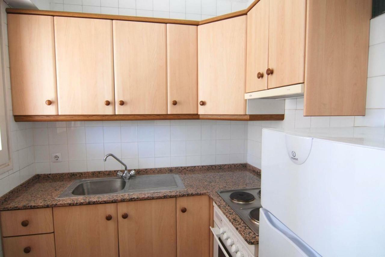 Aries Basic Apartment Salou Bagian luar foto
